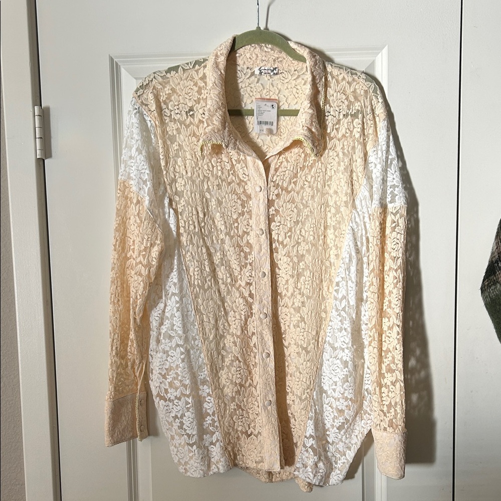 NEW LISTING WITH TAGS! Free People Lace Button-Up Shirt in Cream and White